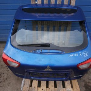 Mitsubishi Lancer VIII Klapa Bagażnika Szyba