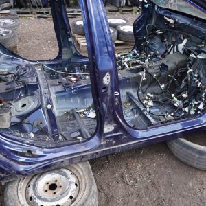 Subaru Levorg Próg Słupek Prawy K3x