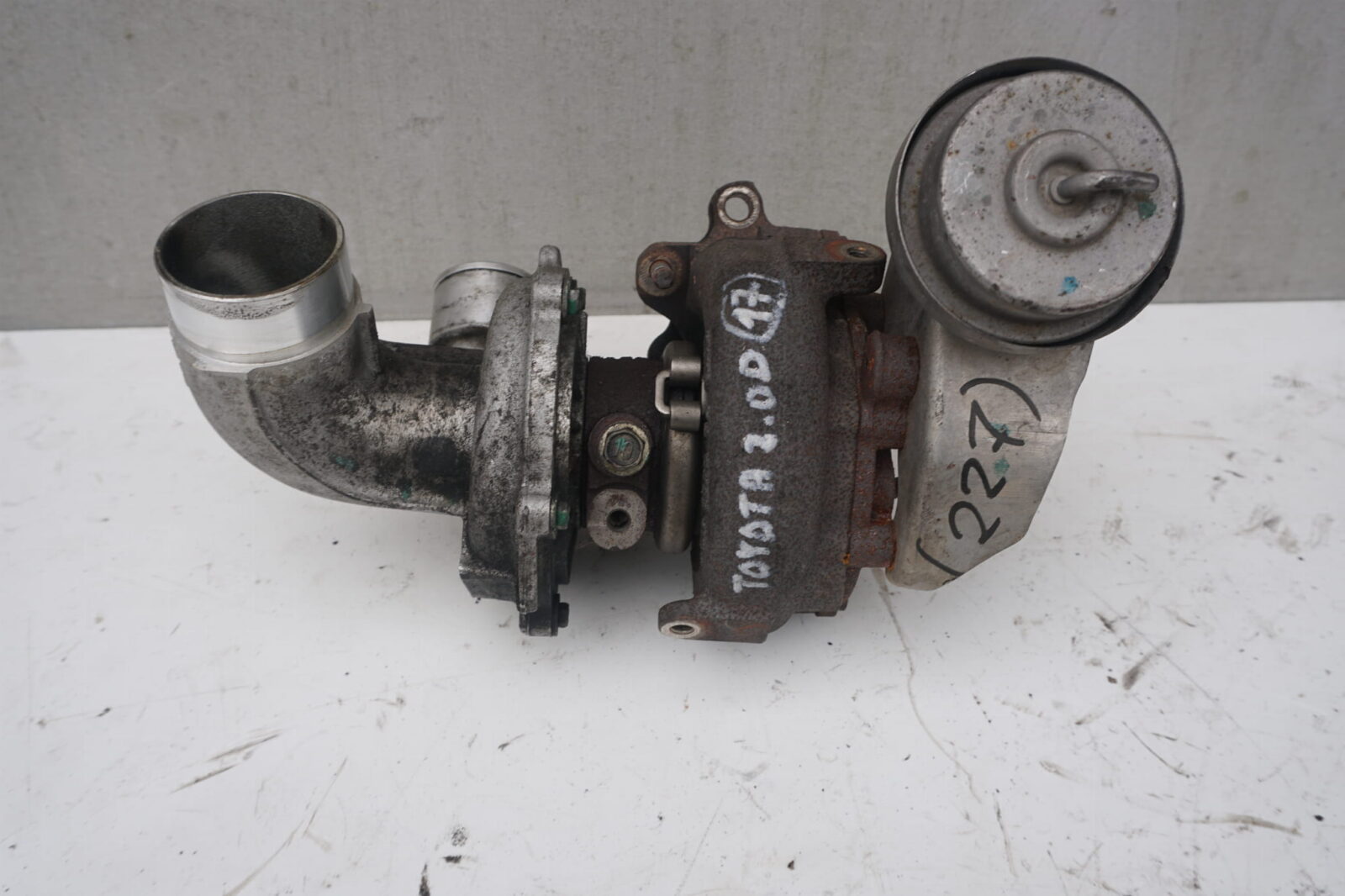 Toyota Avensis Corolla Verso 2.0d Turbosprężarka 17201-0r041