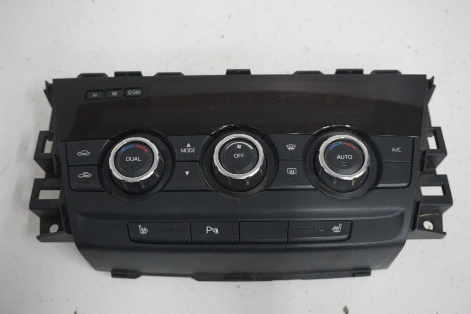 Mazda 6 Gj 2014r 2.2d Panel Sterowania Nawiewu Klimatyzacji Gjj461190e