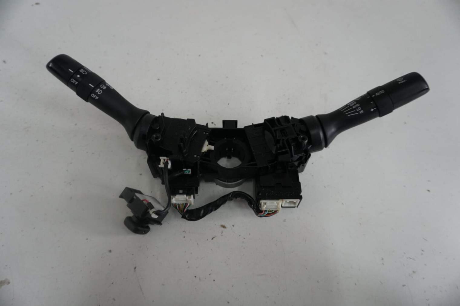 Lexus Gs III Gs300 Gs350 2005-2012 Manetki Przełącznik Zespolony 17f111 173832