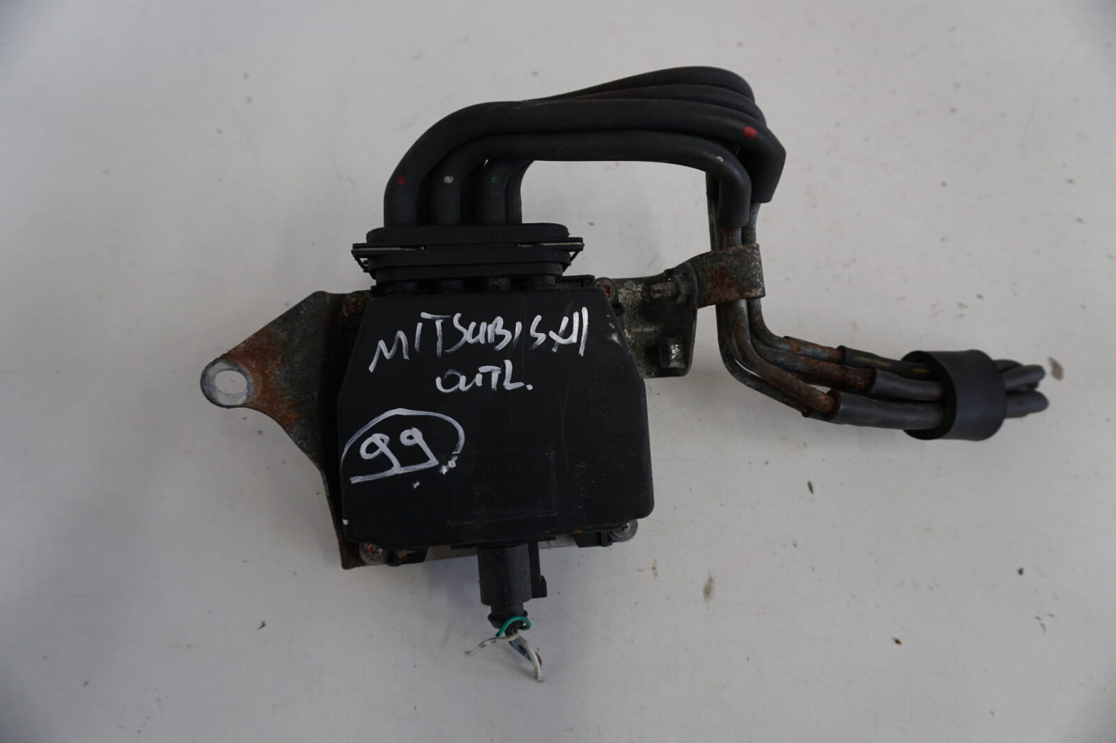 Mitsubishi Outlander Moduł Zawór Magnetyczny 600906625