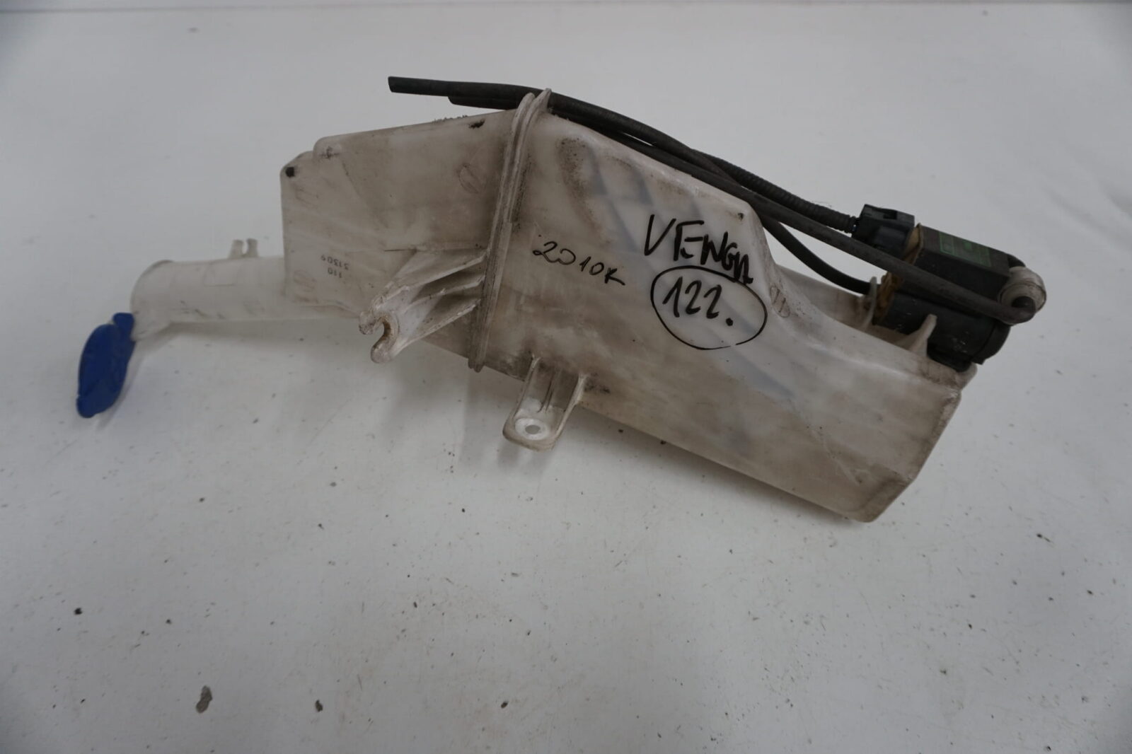 Kia Venga 2010r Zbiornik Zbiorniczek Płynu Spryskiwaczy 98610-1f000