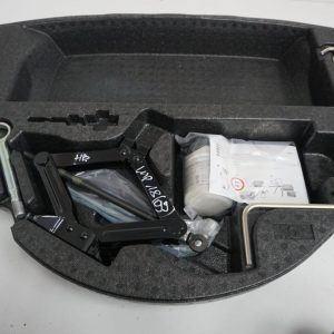 Subaru Impreza V 2018r Zestaw Naprawczy Kola Styropian Lewarek 97035fl000