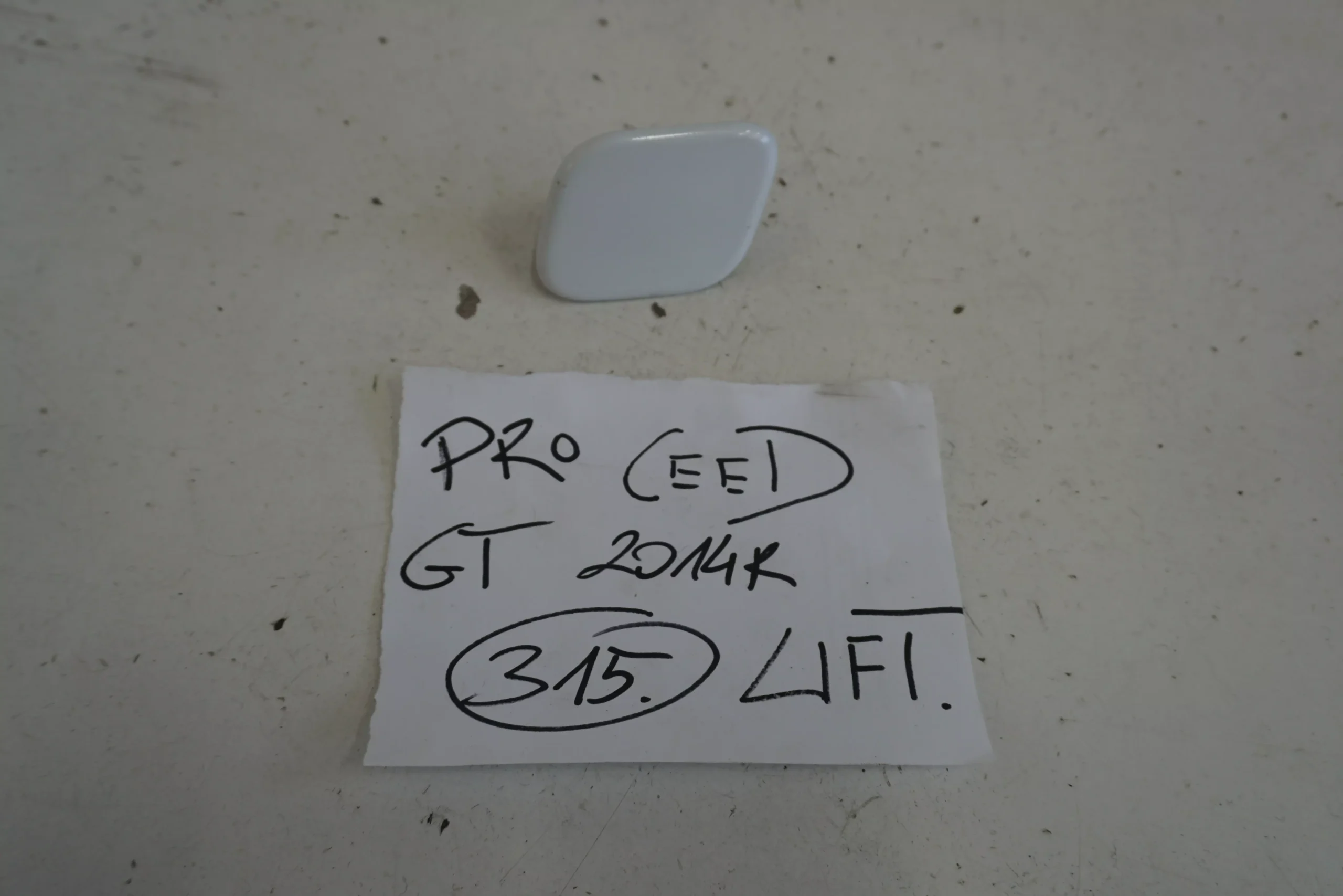 Kia Pro Ceed 2014r Gt Lift Zaślepka Dyszy Spryskiwacza Xenon Lewa Kołor: Hw2 98681-A2950