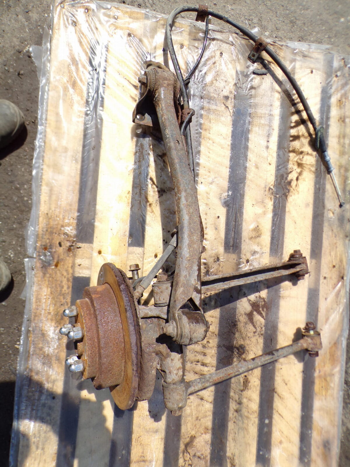 Subaru Impreza Gg Gd Zwrotnica Prawa Tylna Wahacz