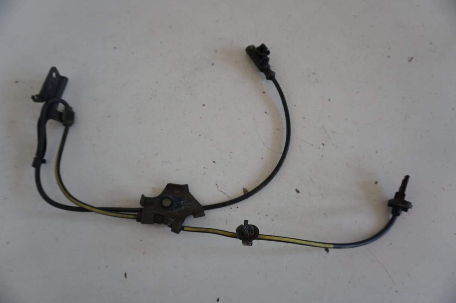 Toyota Avensis T27 Czujnik Abs Prawy Przedni 89542-02061