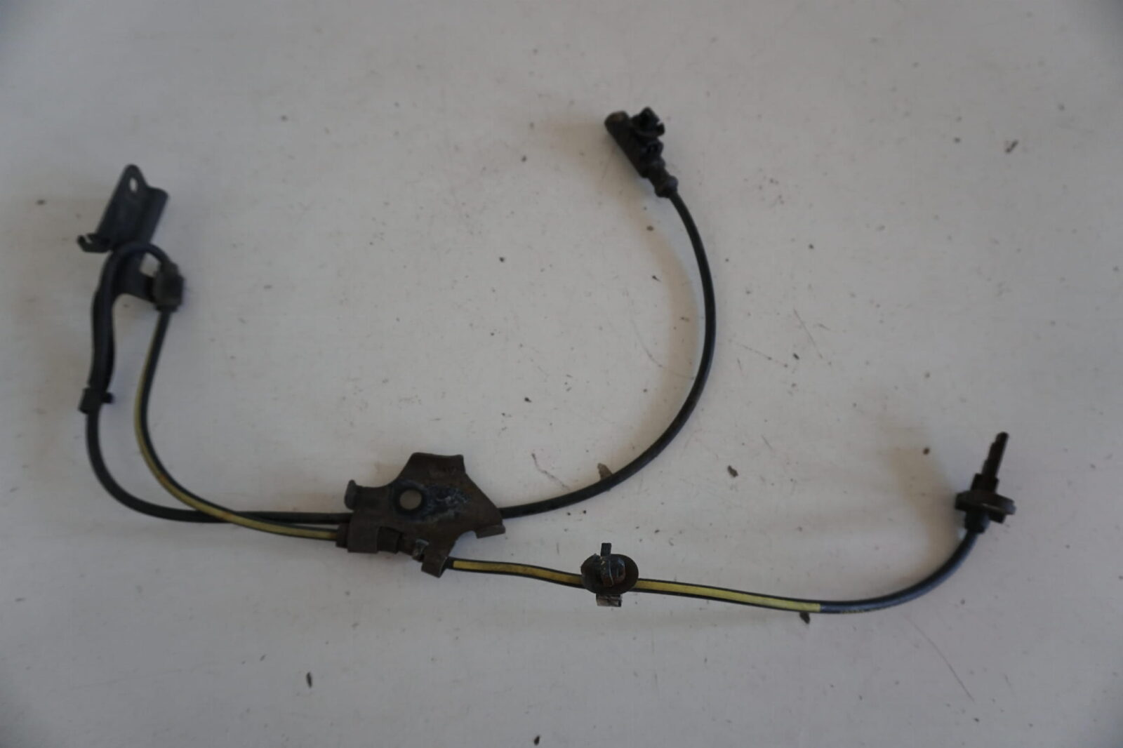 Toyota Avensis T27 Czujnik Abs Prawy Przedni 89542-02061