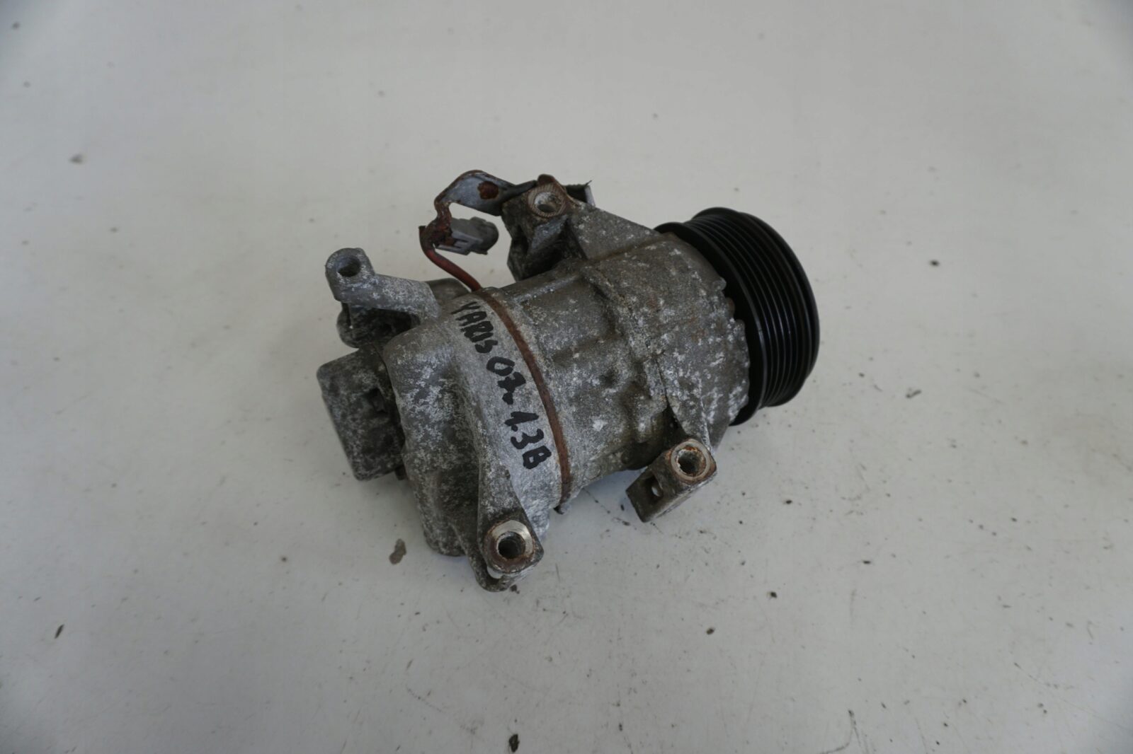 TOYOTA YARIS II SPREZARKA KOMPRESOR KLIMATYZACJI 447260-2331 5SER09C nr.101