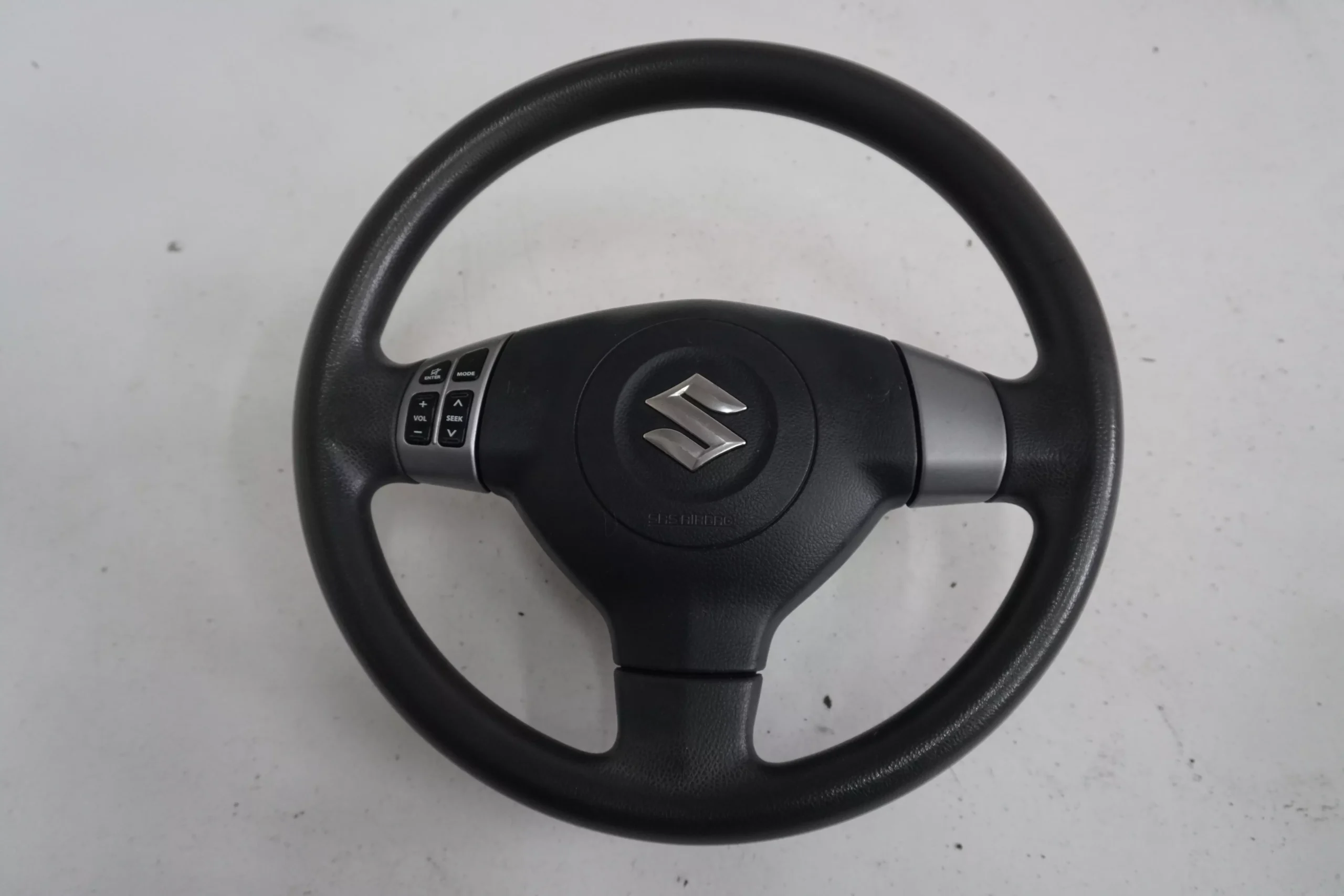 Suzuki Swift Mk6 Kierownica Multifunkcyjna Poduszka Airbag (NR 104)