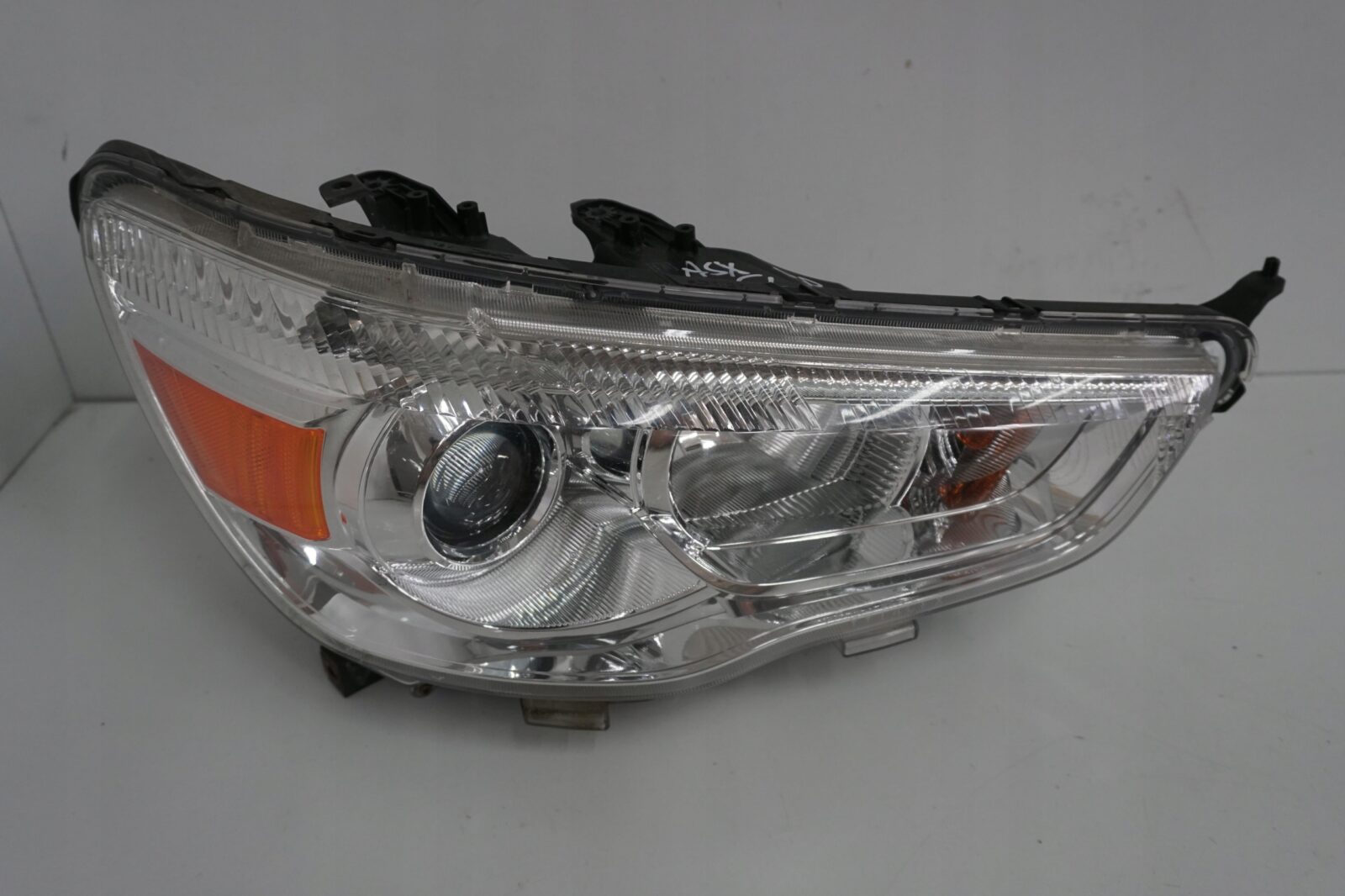 Mitsubishi Asx III Lampa Prawa Przednia Uk