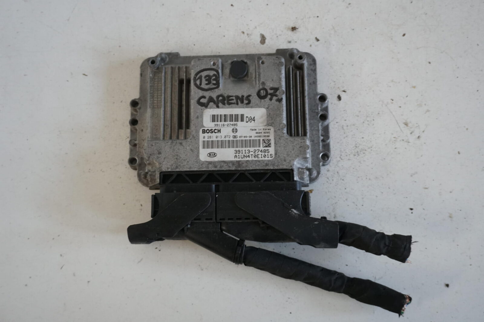 Kia Carens Sterownik Silnika 39116-27485