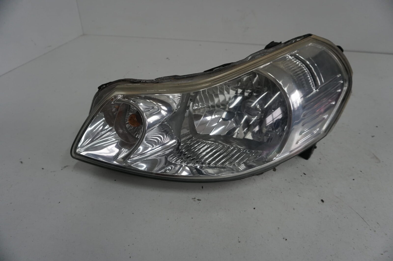 Suzuki Sx4 2006r Lampa Lewa Przednia Uk Numer 39