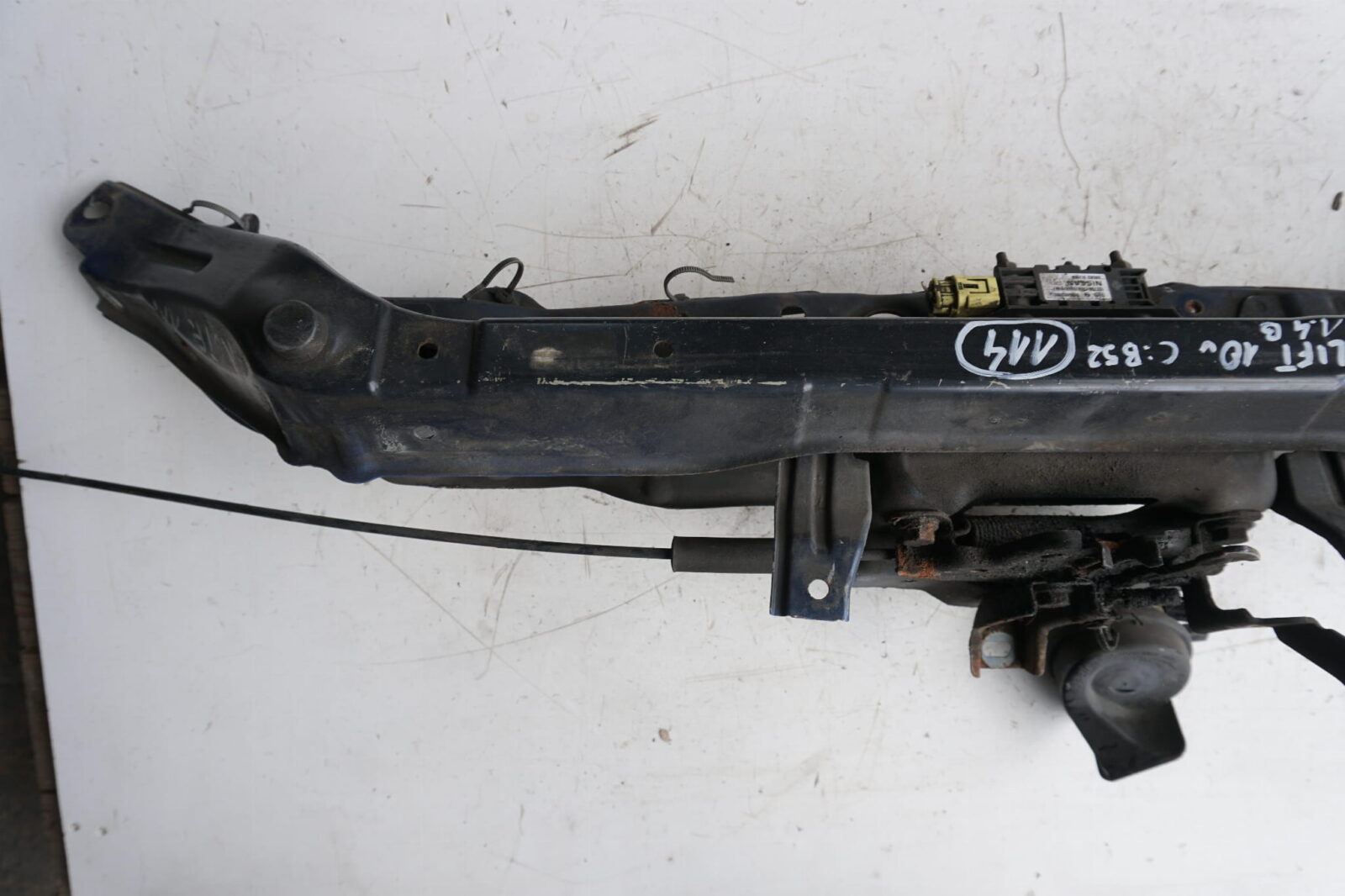 Nissan Note E11 2010r Lift Kołor:B52 Pas Przedni Wzmocnienie Zderzaka Czujnik Uderzeniowy 98582-9u00a - obrazek 3