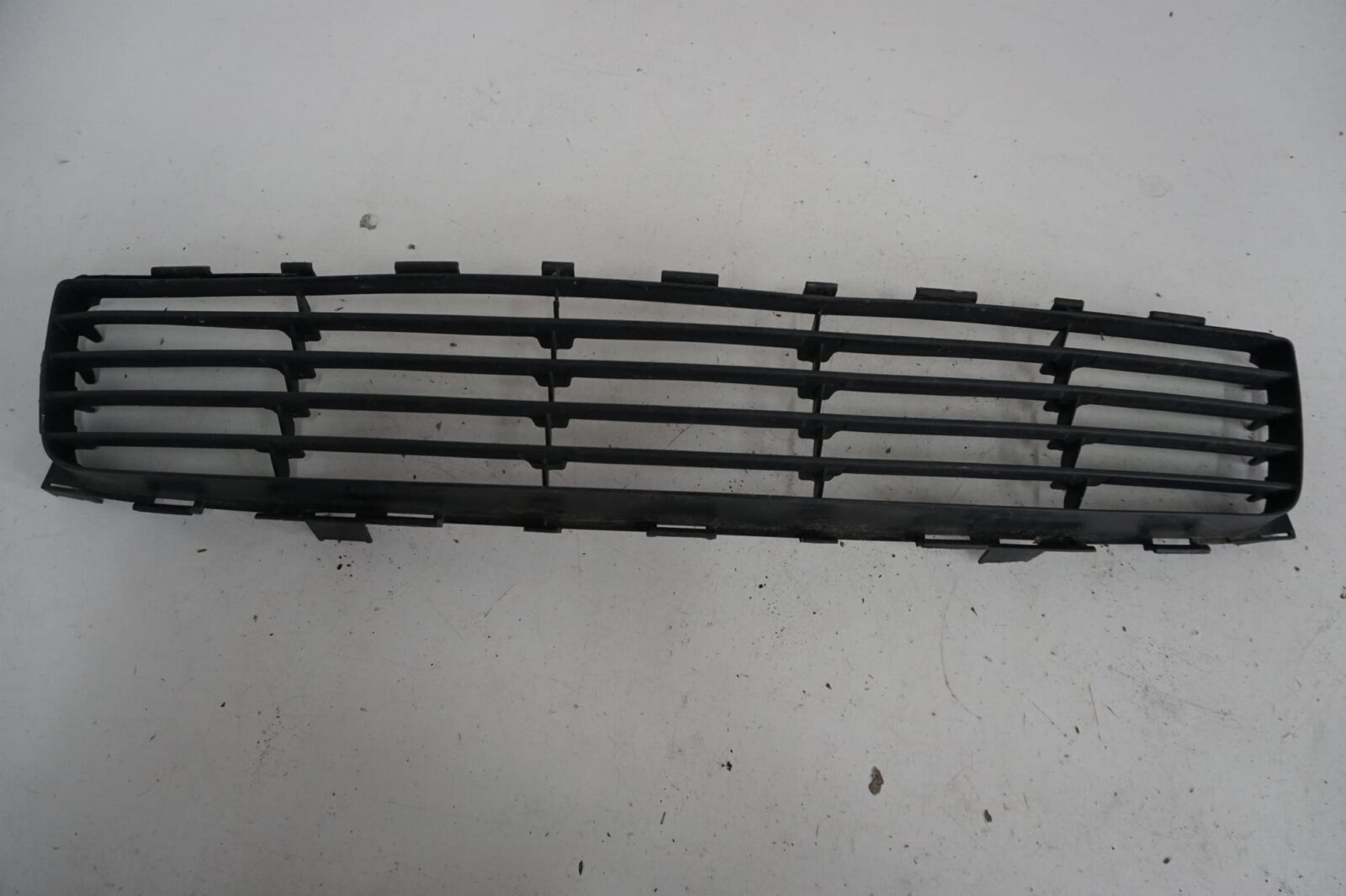 Toyota Auris I Kratka Zderzaka Środkowa 53112-02080