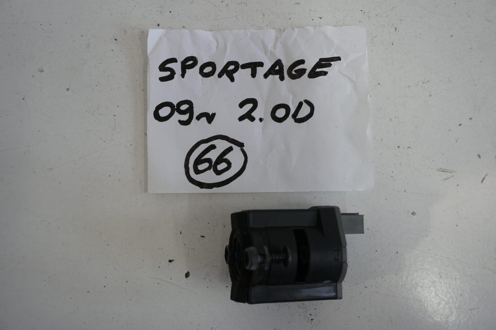 Kia Sportage 2009r 2.0d Czujnik Temperatury