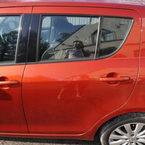 Suzuki Swift IV Mk7 Drzwi Lewe Tylne Zfs 5d Szyba 68004-68L01