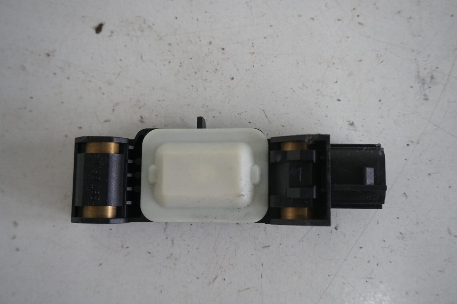 Kia Hyundai Czujnik Uderzenia 95920-0Z000 0285003067