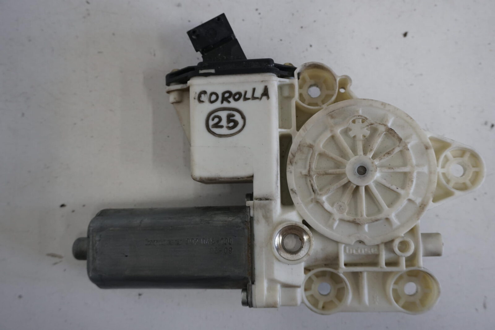 Toyota Corolla Silniczek Szyby 69820-02130