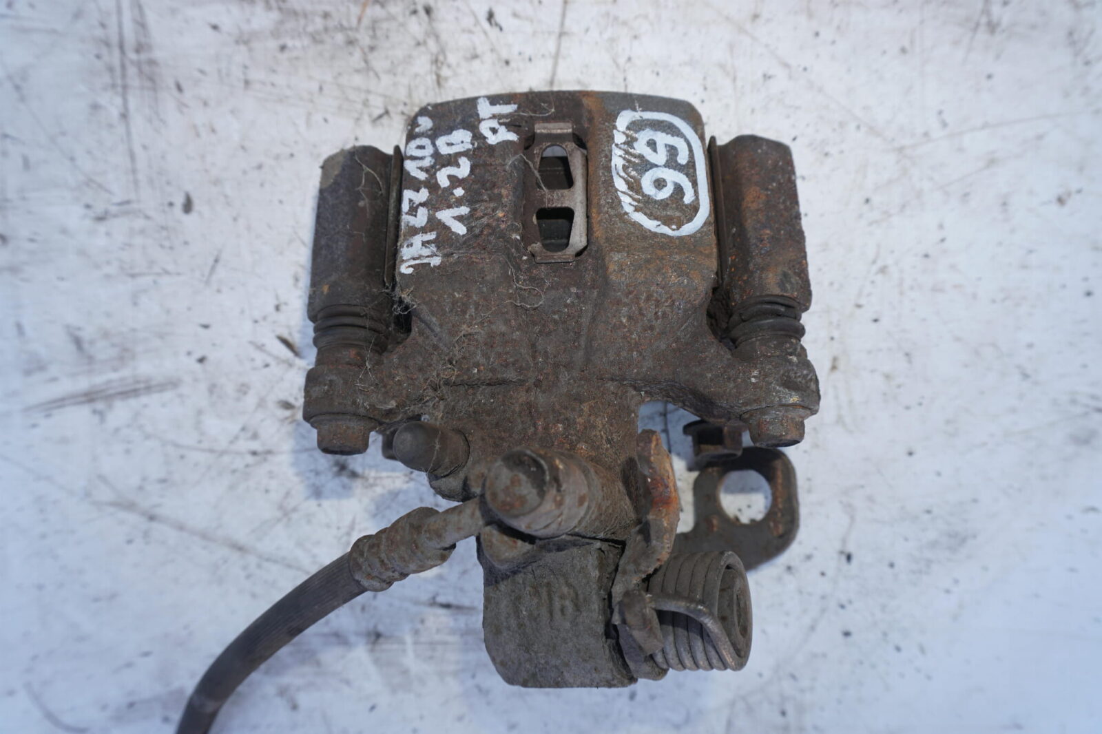 Honda Jazz III 2010r 1.2b Zacisk Hamulcowy Prawy Tył