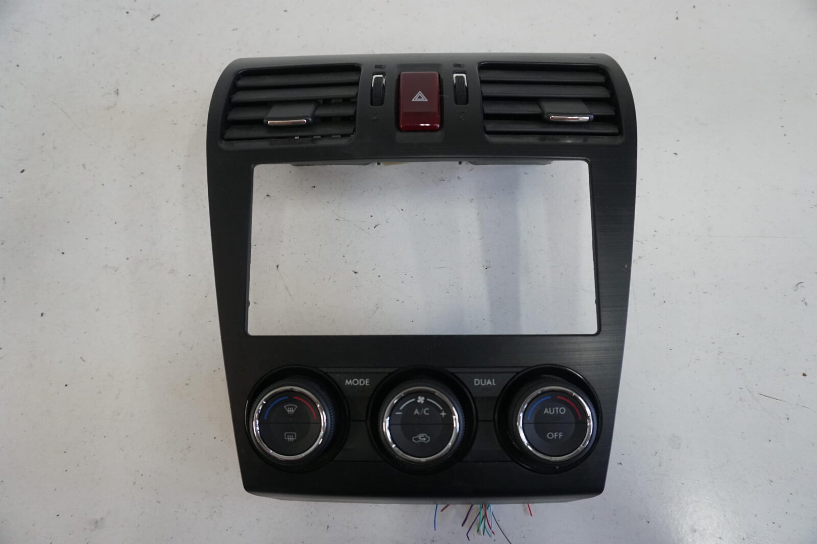 Subaru Forester Sj IV Panel Sterowania 72311sg090 66110fj000