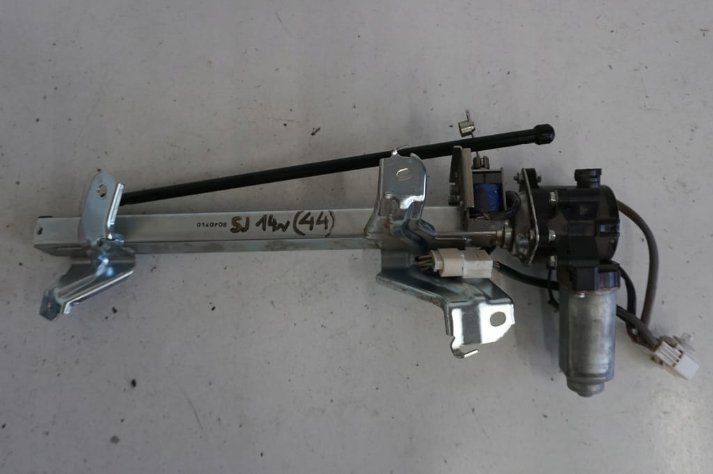 Subaru Forester IV Sj Mechanizm Podnoszenia Klapy Bagażnika 830100-1090