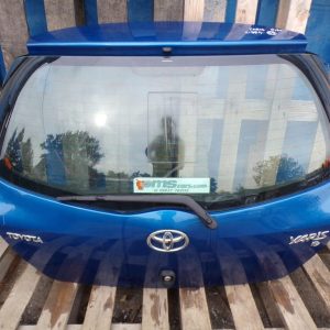 Toyota Yaris II Klapa Bagażnika 8t0 Szyba Nr.70