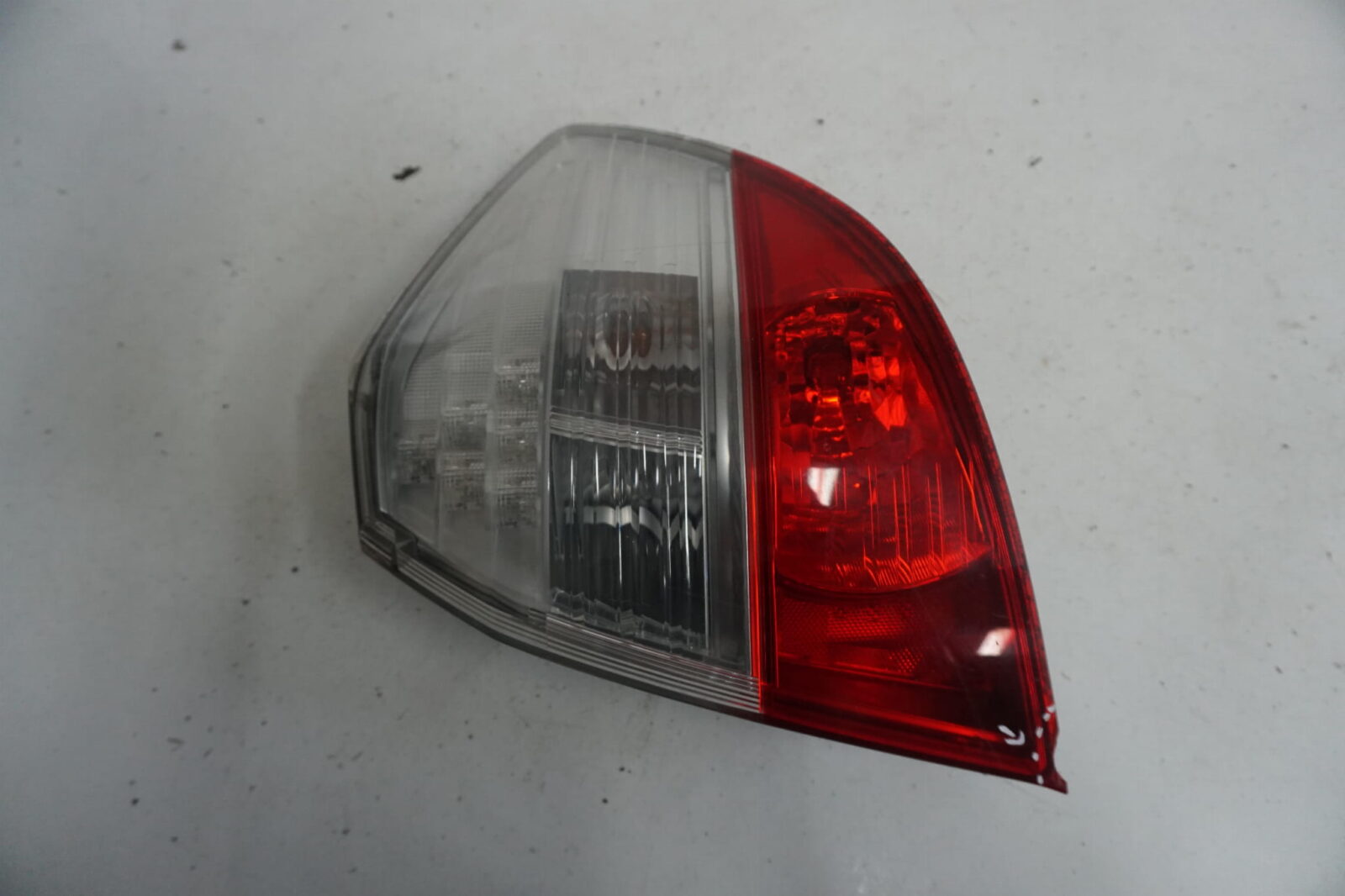 Honda Jazz III Lampa Prawa Tylna 33500tf0j01