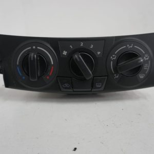 Suzuki Swift Mk7 IV Panel Sterowania Temperatury