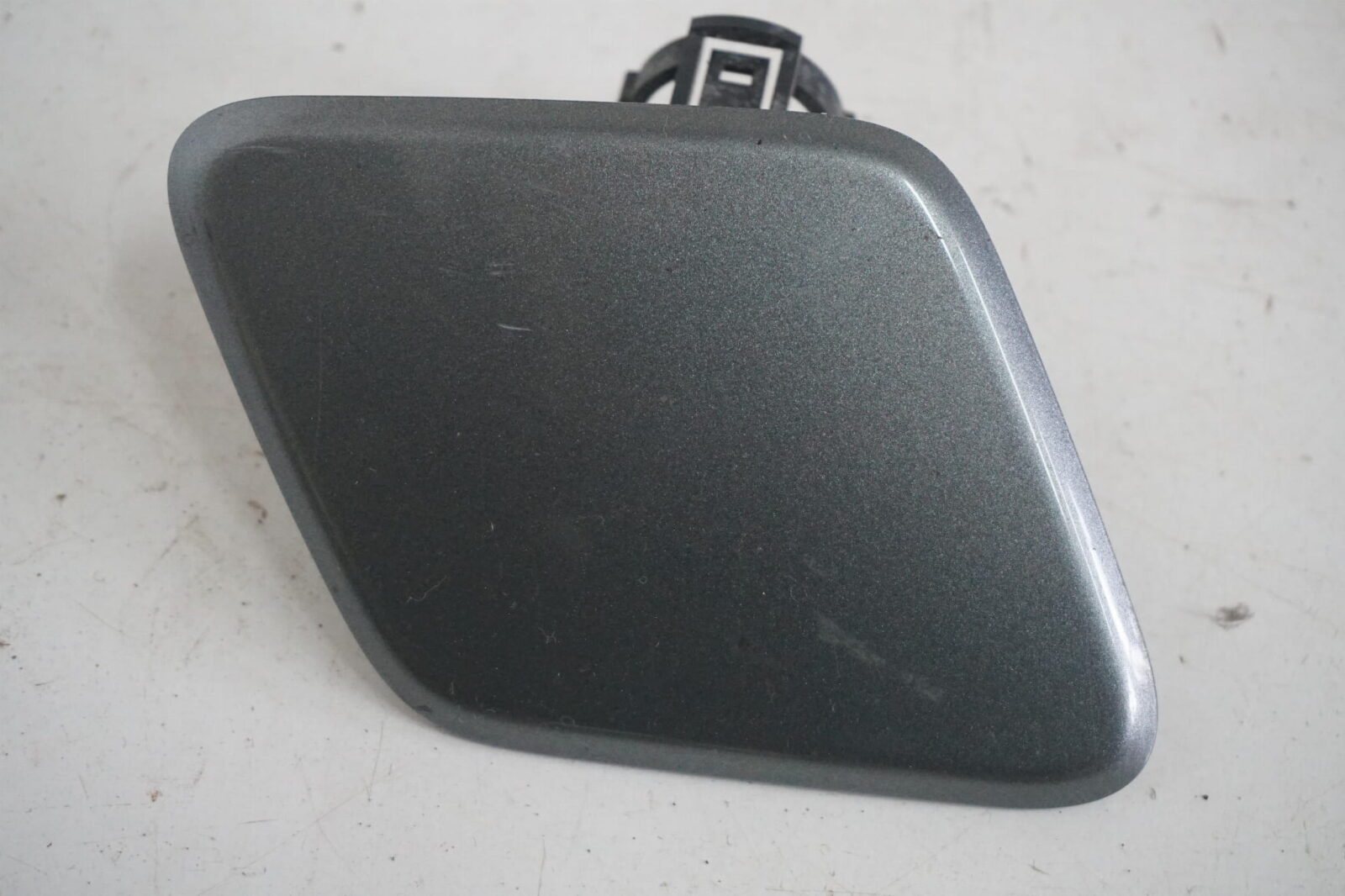 Toyota Prius III Zaślepka Spryskiwacza R Koito 63800