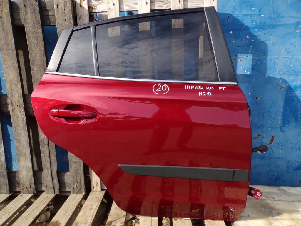 Subaru Impreza Liftback Gt Drzwi Prawe Tylne H2q Szyba
