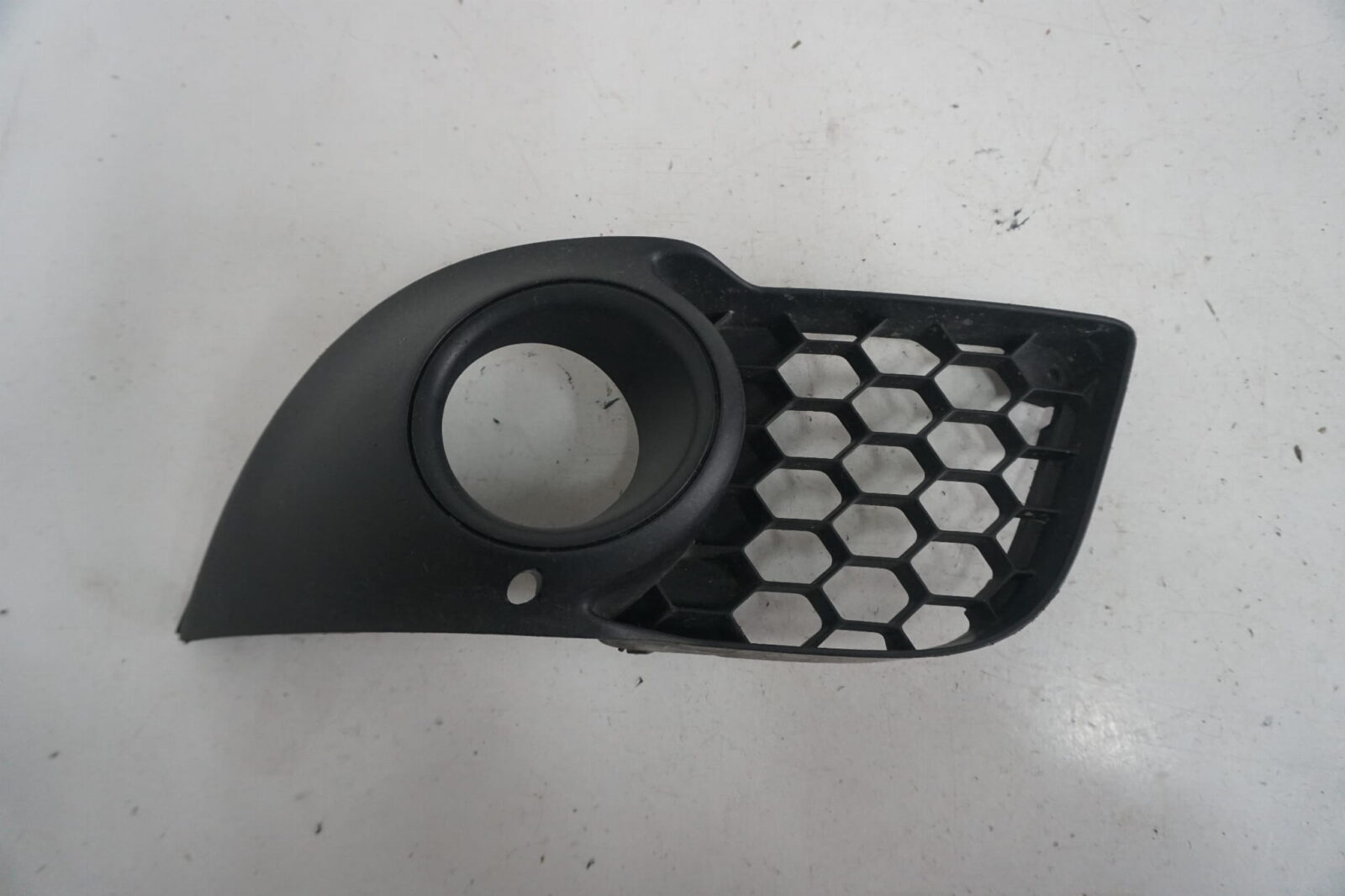 Mitsubishi Lancer X Kratka Zderzaka Prawa I Lewa 8321a124 8321a123