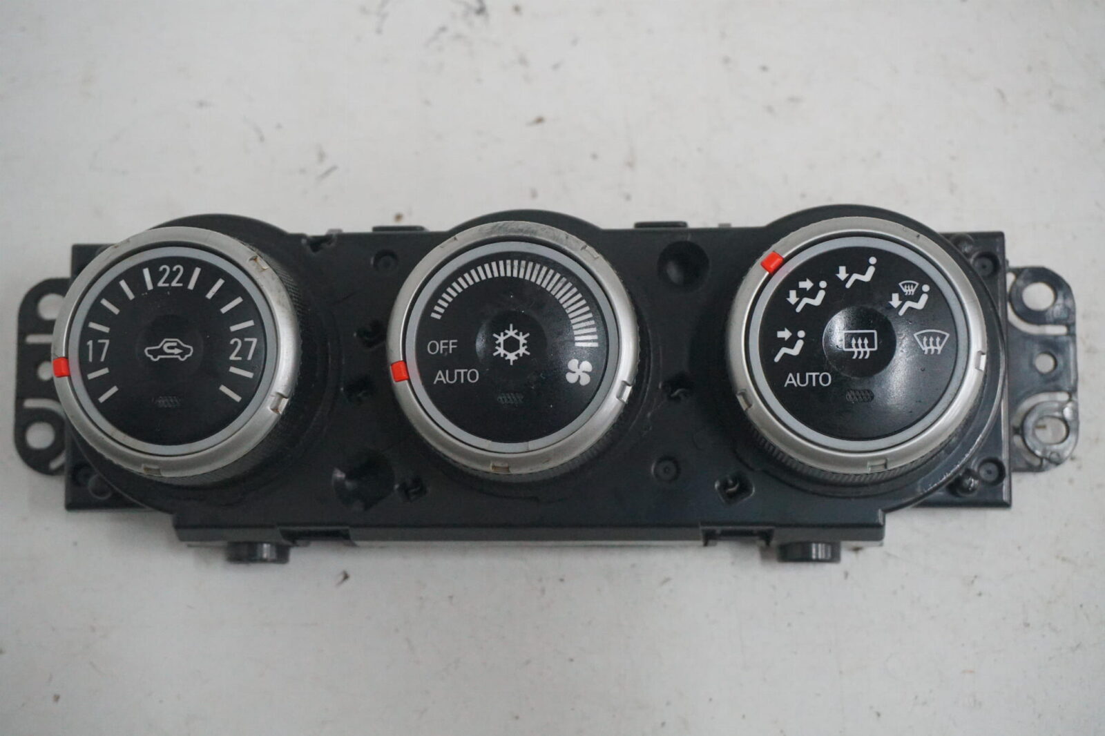 Mitsubishi Lancer IX Panel Nawiewu Klimatyzacji 7820a115xb