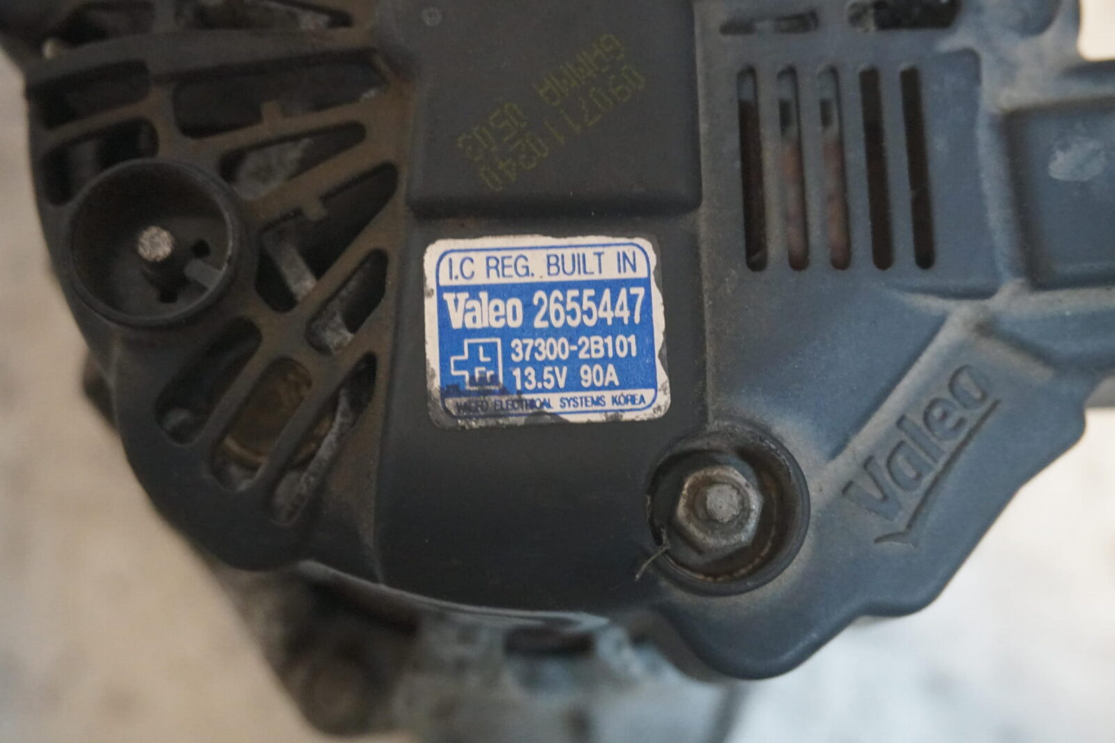 Hyundai I30 1.4b Alternator 37300-2b101 - obrazek 5