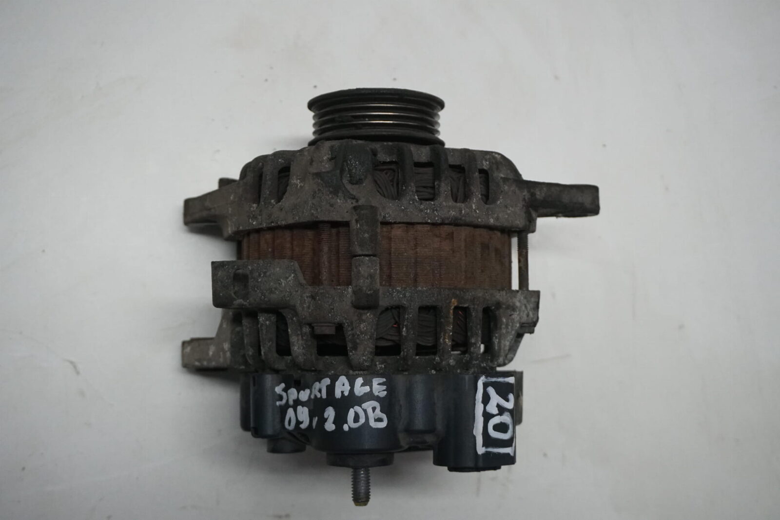 Kia Sportage II Lift Alternator 37300-23650 2.0benzyna 3730022650