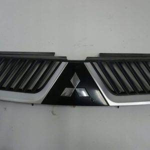 Mitsubishi Outlander II Atrapa Grill 7450a038 7450a037zz X42