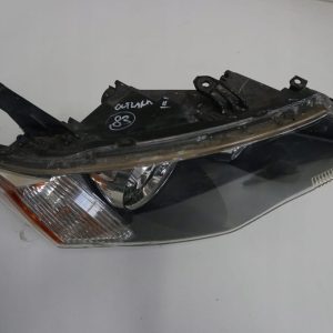 Mitsubishi Outlander II Lampa Prawa Przednia Uk Nr.83