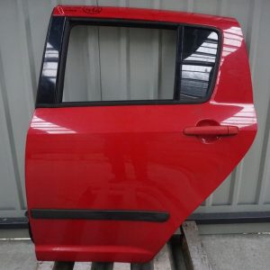 Suzuki Swift Mk6 III Drzwi Lewe Tylne Zcf Czerwone Szyba Nr.412