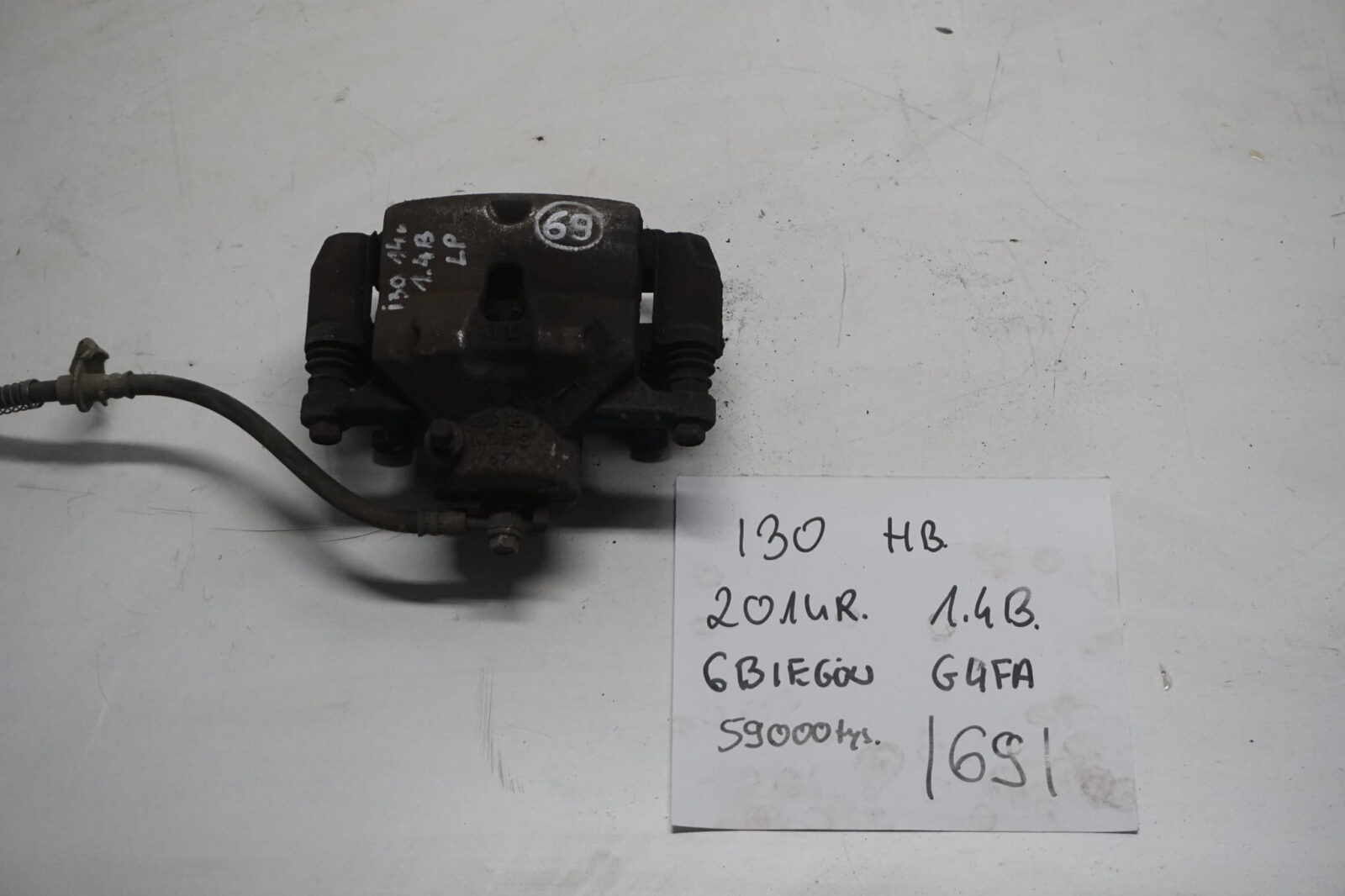 Hyundai I30 II Zacisk Hamulcowy Lewy Przedni Jarzmo Nr.69