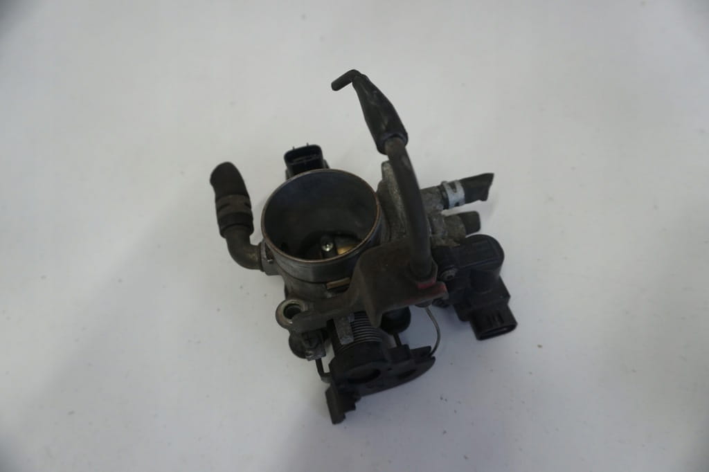Suzuki Swift III Mk6 Przepustnica 1.5 Benzyna M15a 136800-1682 18137-83e01