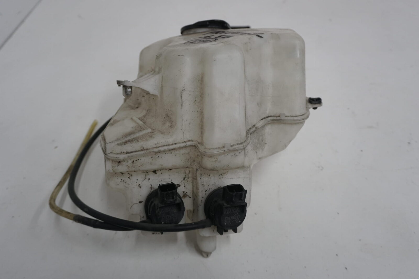 Toyota Prius II Zbiornik Płynu Spryskiwaczy 060851-145 85330-60190 - obrazek 2