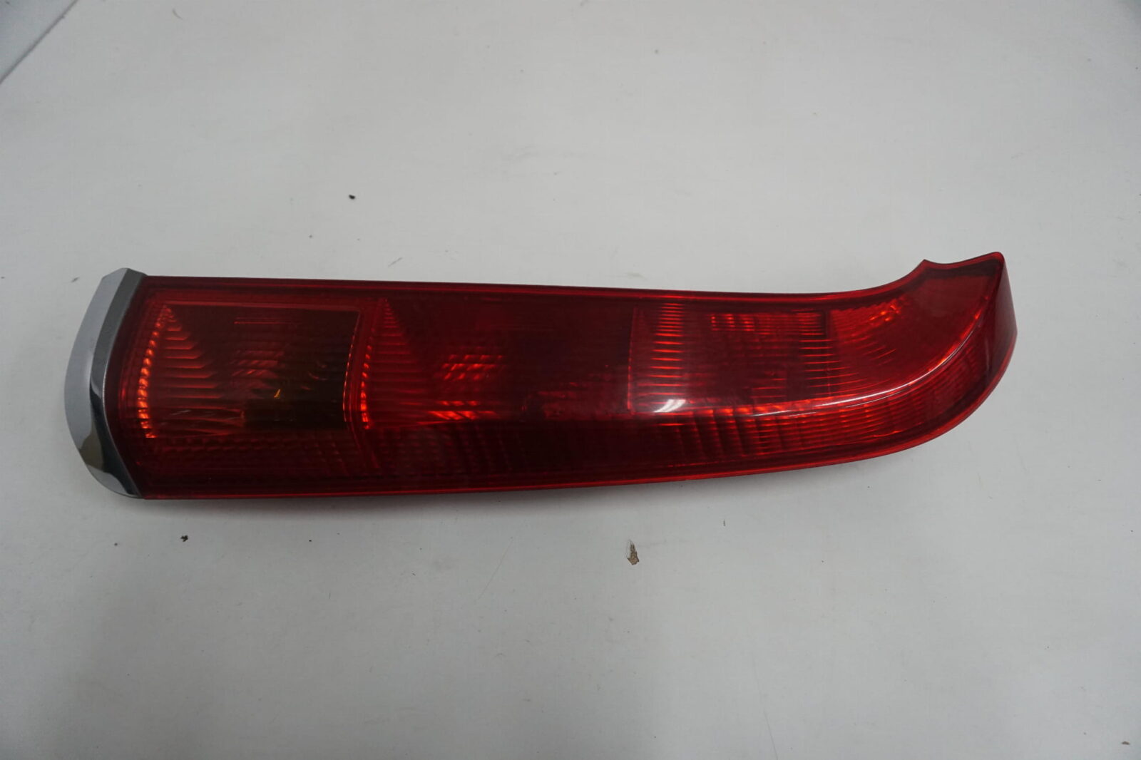 Honda Stream I Lampa Tylna Prawa 2001rok