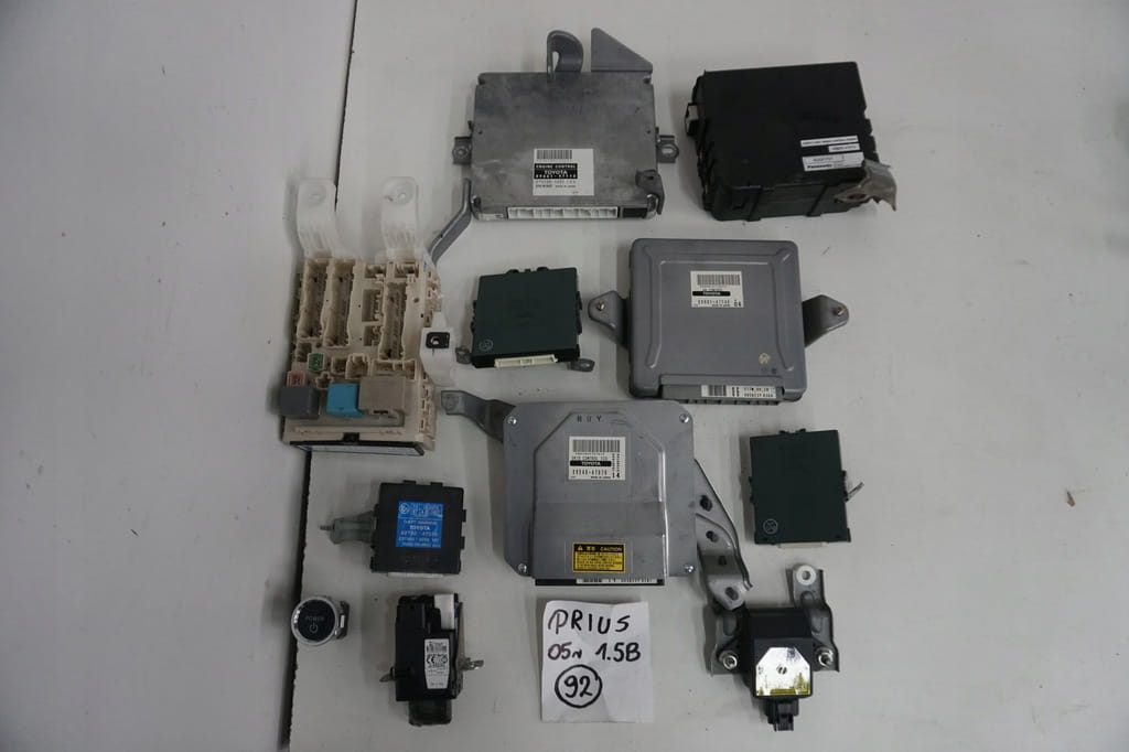 Toyota Prius II Komputer Sterownik Silnika 89661-47110 89540-47070
