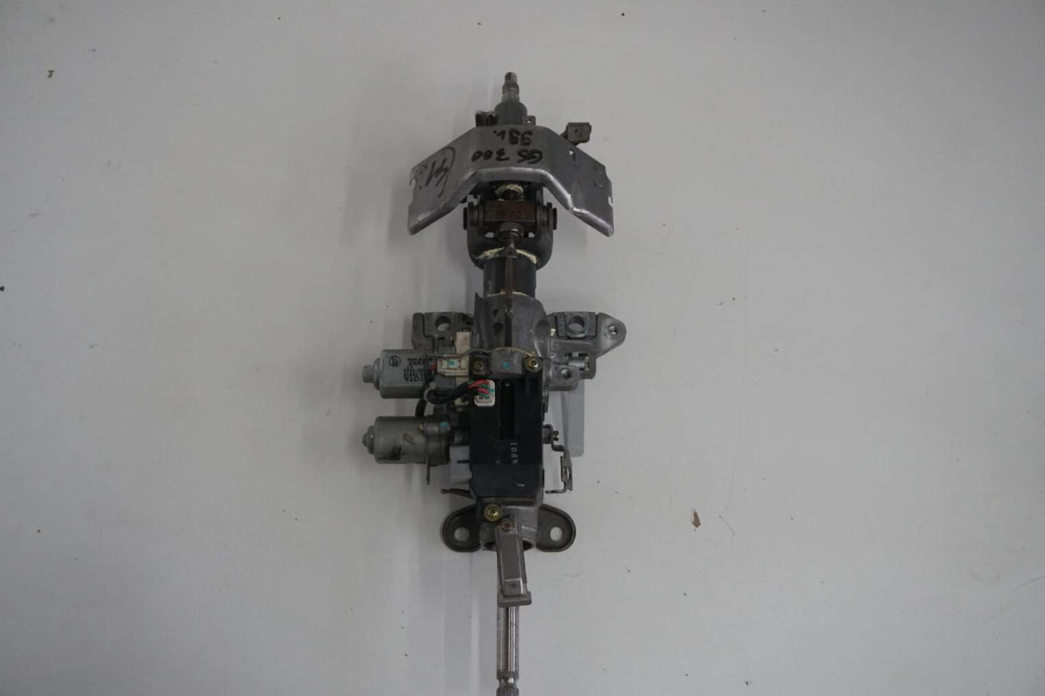 Lexus Gs300 Kolumna Kierownicza 1999rok 45788-30010