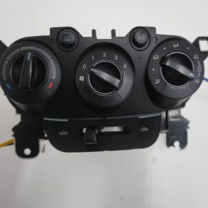 Mazda 2 II De Panel Sterowania 2009rok
