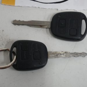 Toyota Corolla Yaris II Kluczyk Valeo 736716