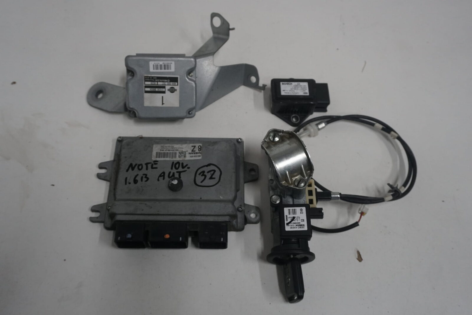 Nissan Note E11 Komputer Sterownik Silnika Mec930-850