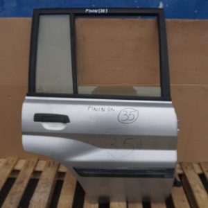 Mitsubishi Pajero Pinin Drzwi Prawe Tylne Srebrne 2000rok