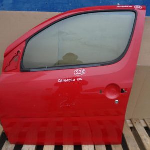 Daihatsu Sirion II M3 Drzwi Lewe Przednie Czerwony