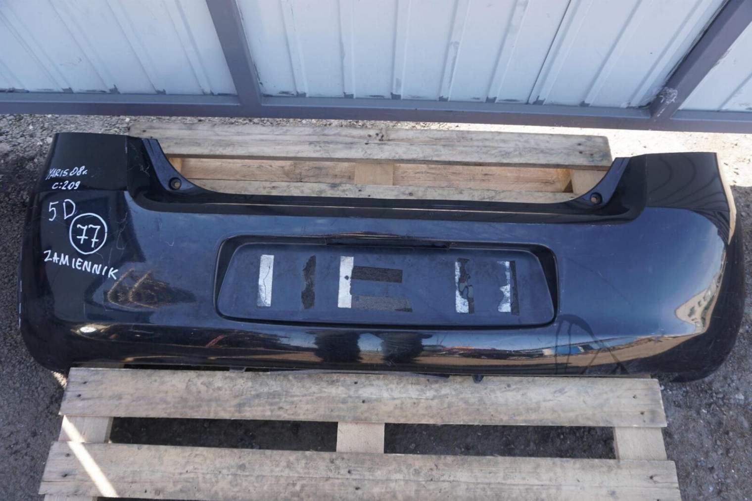 Toyota Yaris II Zderzak Tylny 209 Zamiennik
